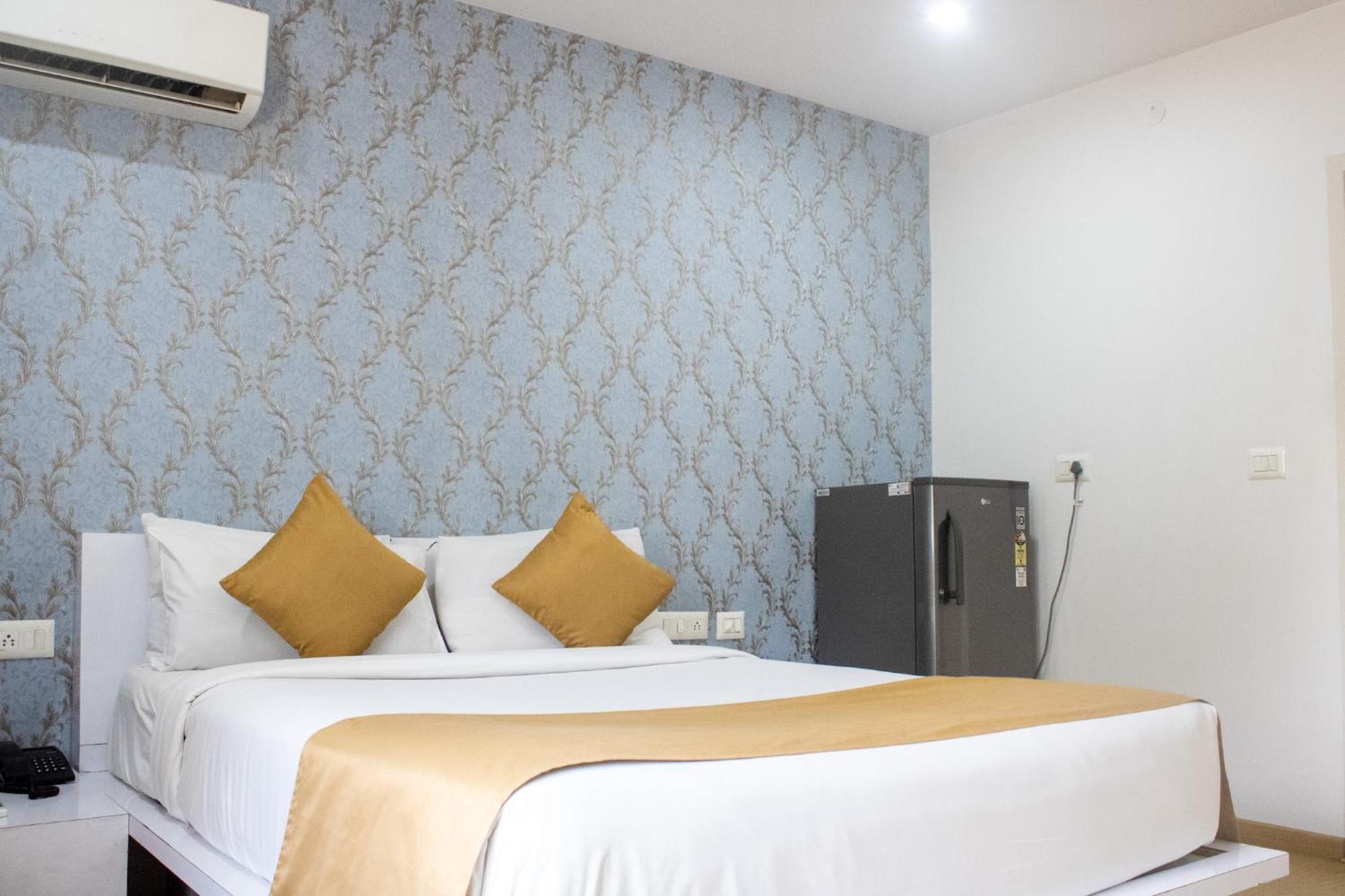 Mystic Hotel Koramangala Bangalore Exterior photo